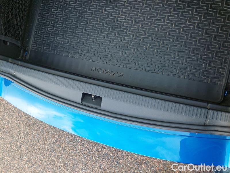  Skoda  Octavia  Combi (NX3)(2020)  Com TDI 110 Style #19
