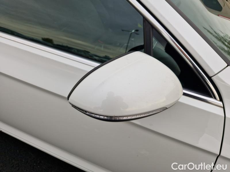  Volkswagen  Passat  Lim (CB2) (2019) Pas.2.0TDI 110 Business 4d #17