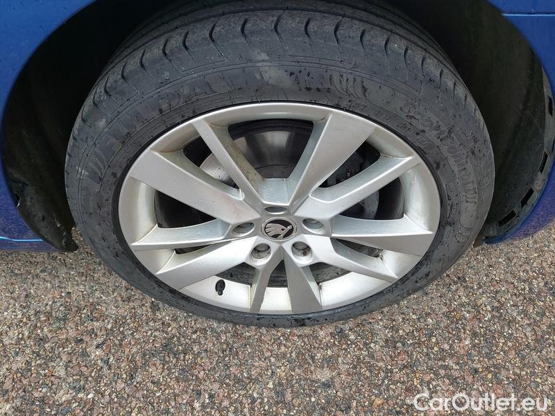  Skoda  Octavia  Combi (NX3)(2020)  Com TDI 110 Style #12