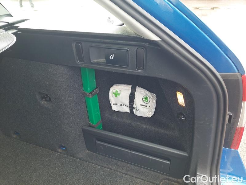  Skoda  Octavia  Combi (NX3)(2020)  Com TDI 110 Style #25