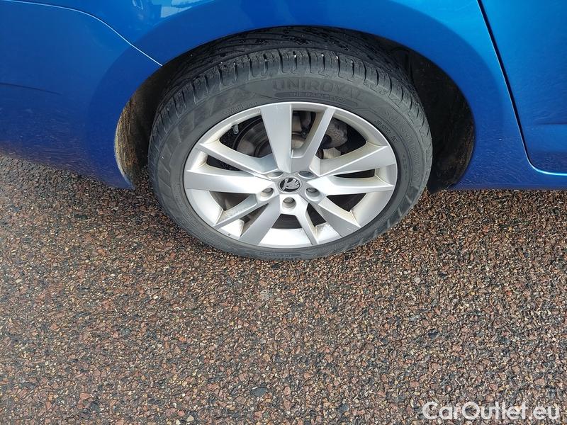  Skoda  Octavia  Combi (NX3)(2020)  Com TDI 110 Style #29