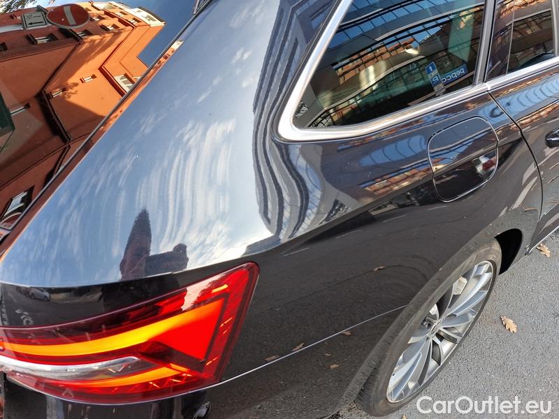  Skoda  Superb  Combi (3V5)(2015) Su.com.2.0TDI 147 4x4 L&K Aut #21