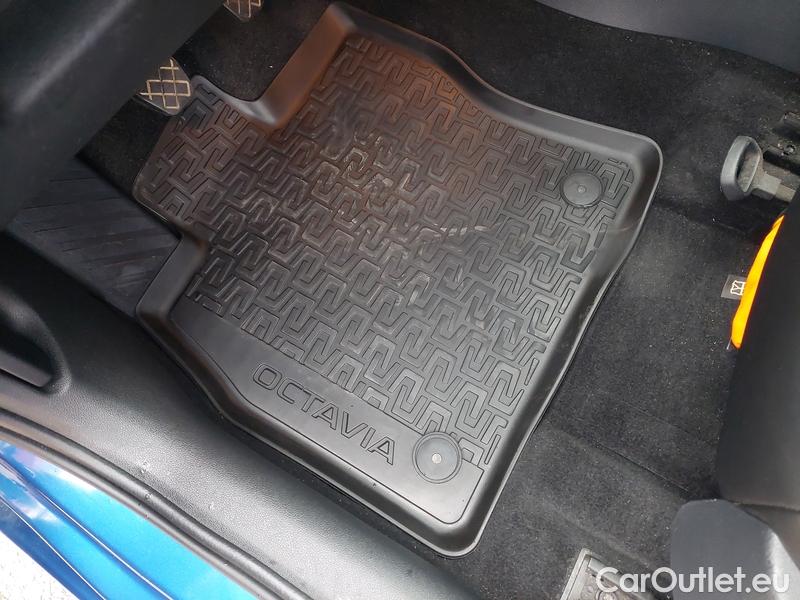  Skoda  Octavia  Combi (NX3)(2020)  Com TDI 110 Style #2