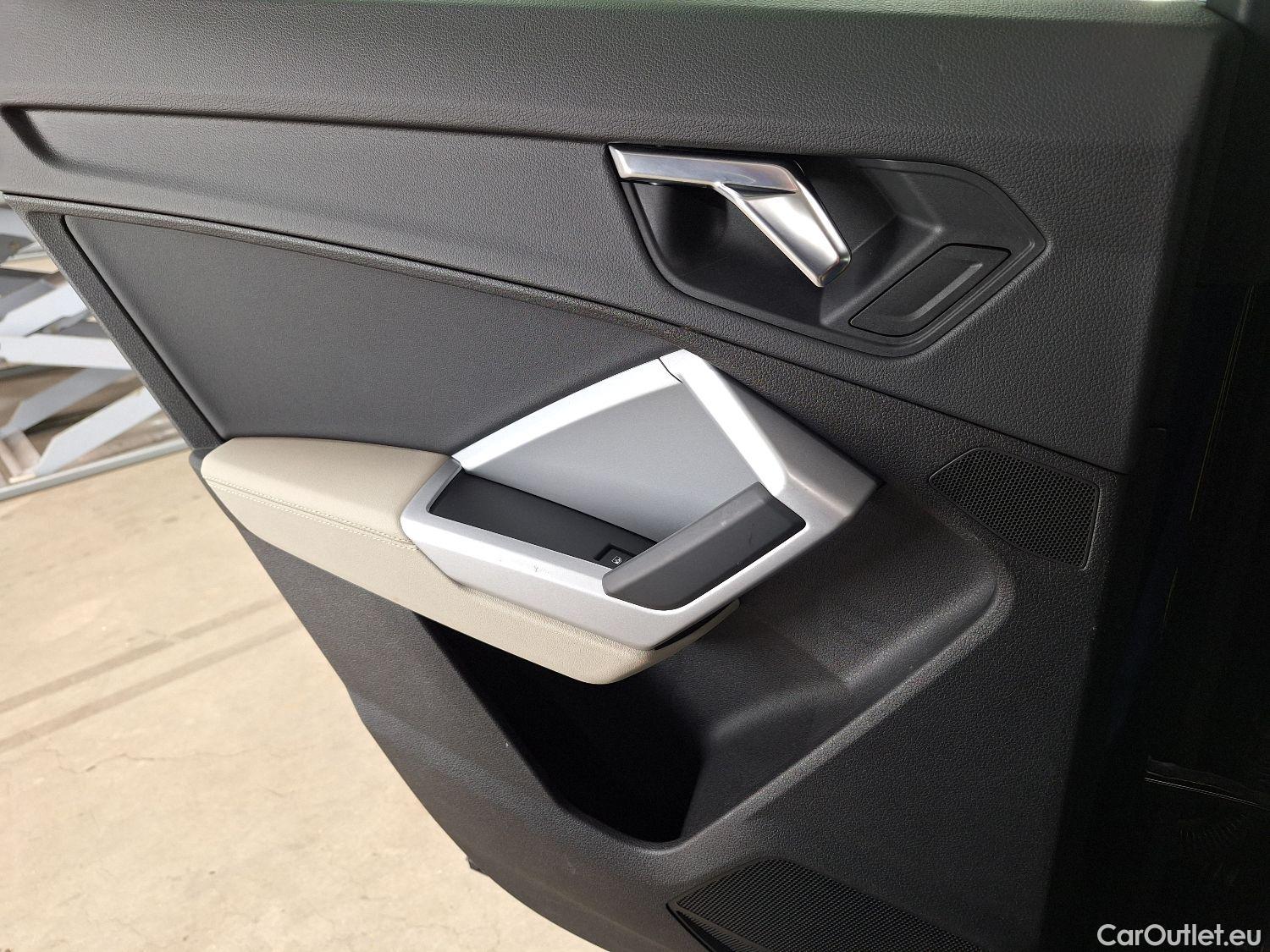  Audi  Q3 Audi,  '18 PHEV, Audi  45 TFSI e S tronic 5d #29