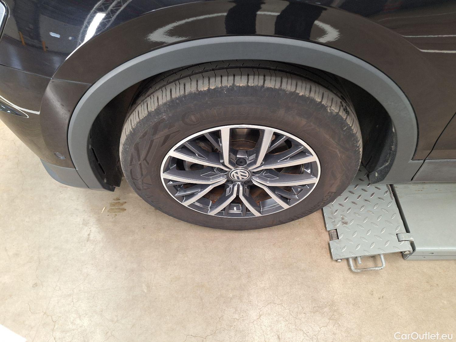  Volkswagen  Tiguan VW,  Allspace '17, Volkswagen  Allspace 2.0 TDI SCR Comfortline #33