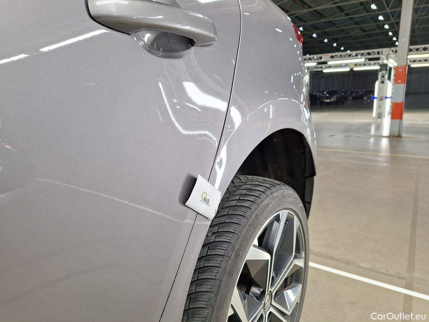  Renault  Scenic Renault, Scénic '16, Renault Scénic TCe 140 EDC Intens 5d #22