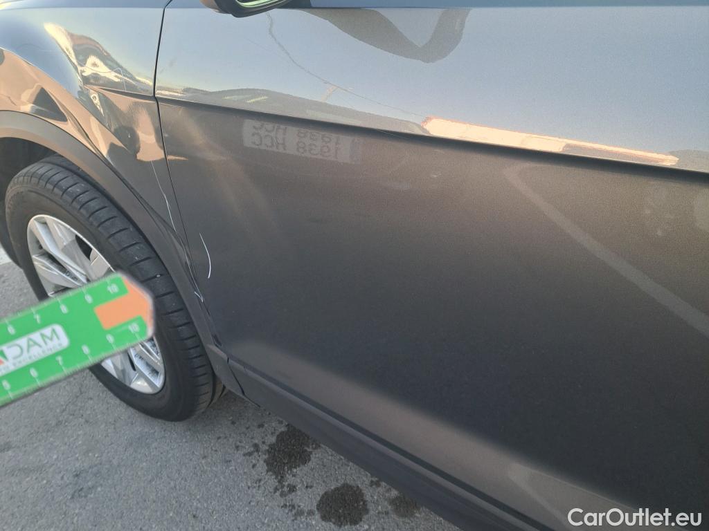  Volkswagen  T-ROC VOLKSWAGEN  / 2017 / 5P / todoterreno Advance 2.0 TDI 110kW (150CV) DSG (AC2) #5