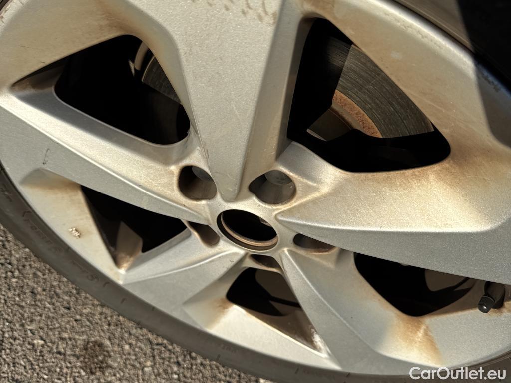  Nissan  Qashqai NISSAN  / 2017 / 5P / todoterreno dCi 85 kW (115 CV) E6D ACENTA #40