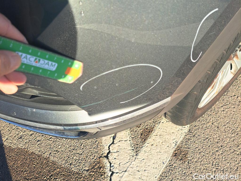  Volkswagen  T-ROC VOLKSWAGEN  / 2017 / 5P / todoterreno Advance 2.0 TDI 110kW (150CV) DSG (AC2) #10