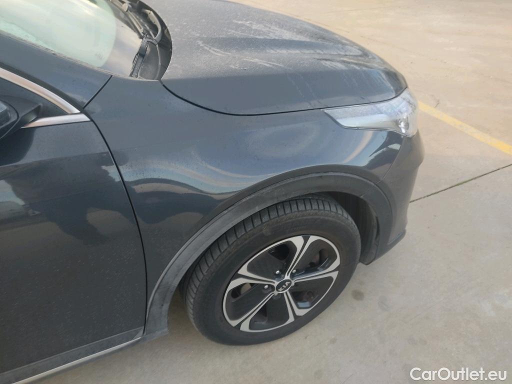  KIA  XCeed KIA  1.6 GDi PHEV 104kW (141CV) eDrive (AC) #41