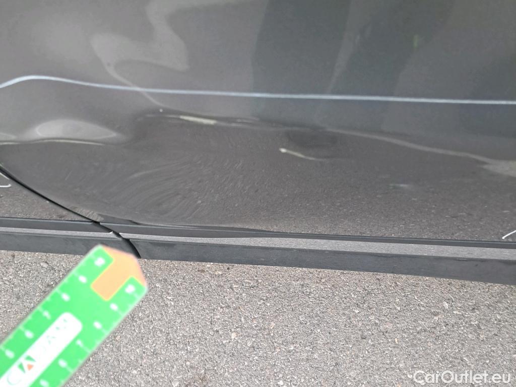  Mercedes  GLA MERCEDES-BENZ  / 2020 / 5P / todoterreno  200 D #2