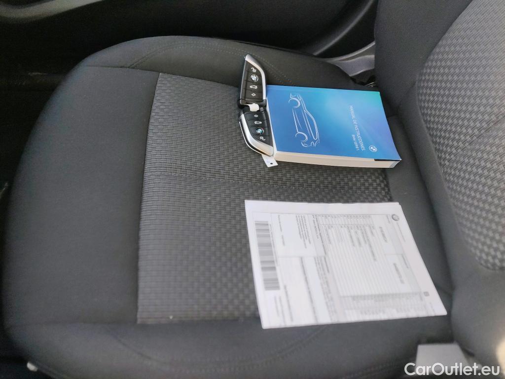  Bmw  Serie 1 BMW  / 2019 / 5P / berlina con portón 116d #14