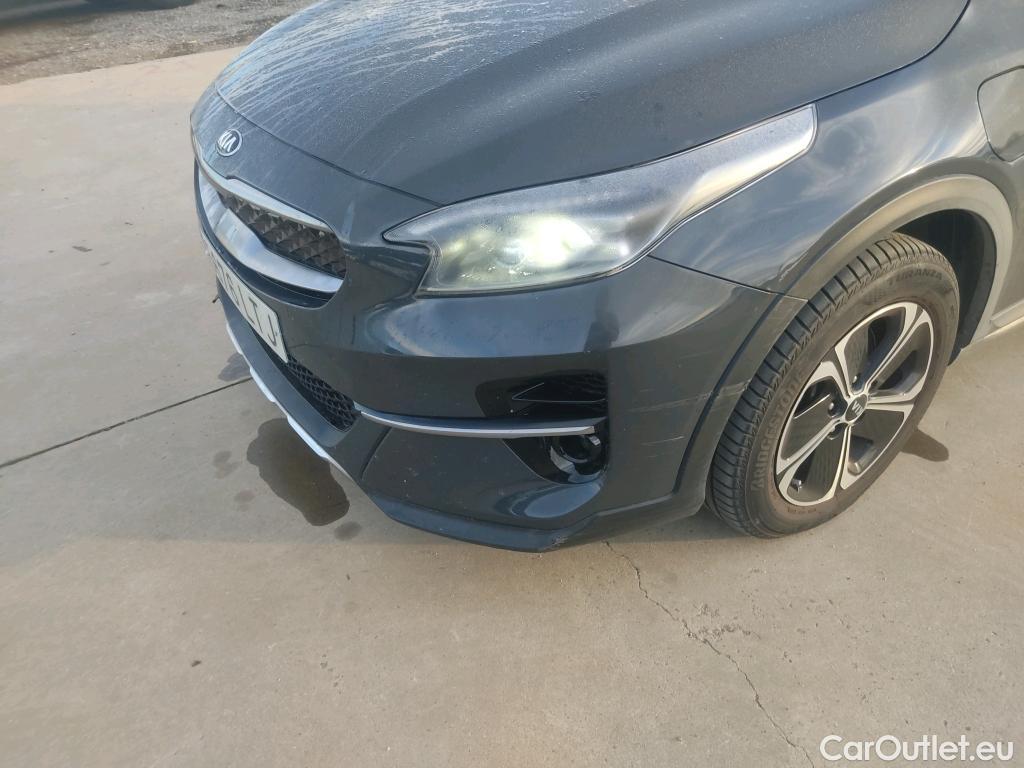  KIA  XCeed KIA  1.6 GDi PHEV 104kW (141CV) eDrive (AC) #28