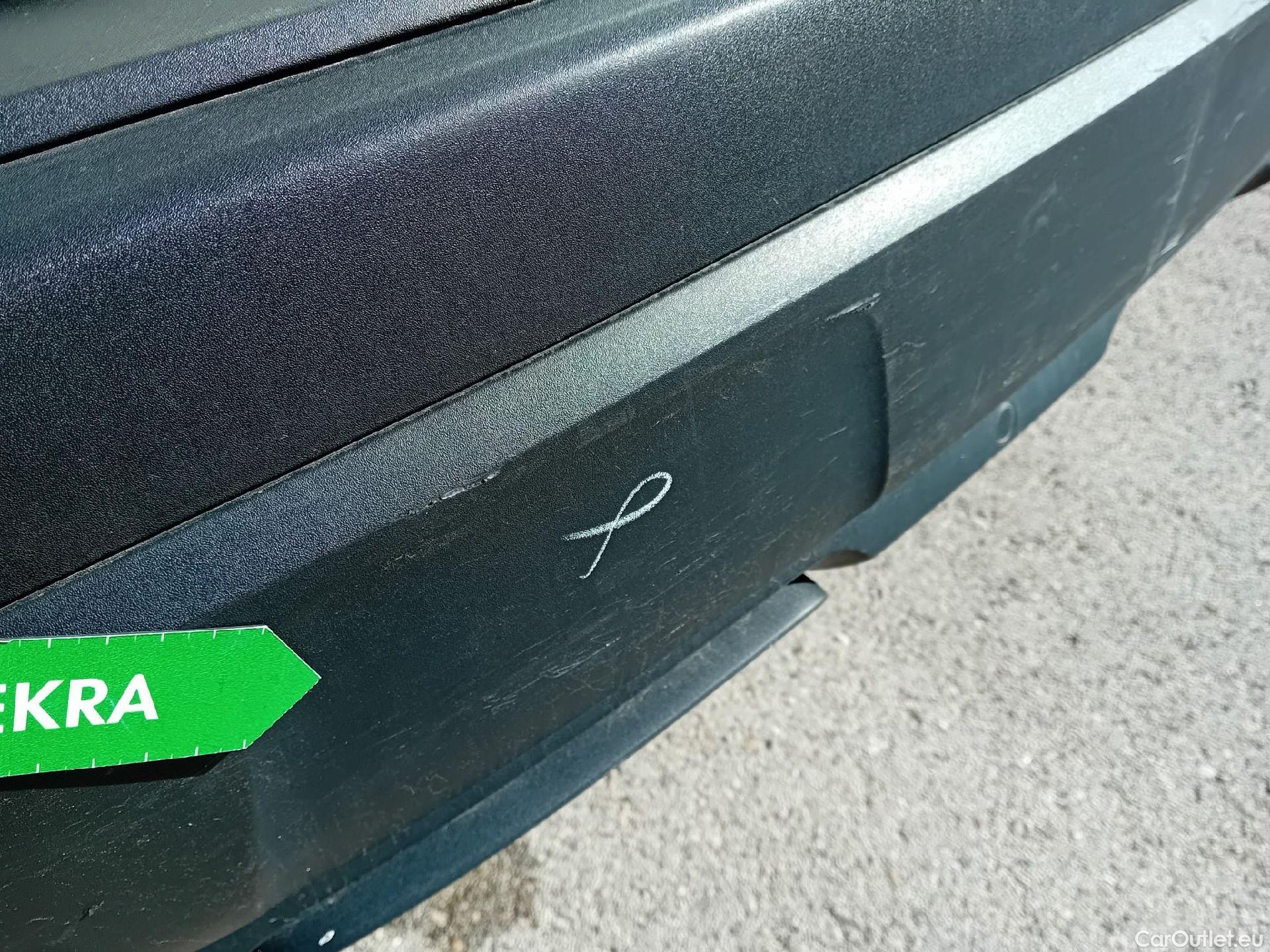  Peugeot  3008 PEUGEOT  / 2020 / 5P / todoterreno 1.5 BlueHDi 96kW (130CV) S&S Active Pack (AC4) #23