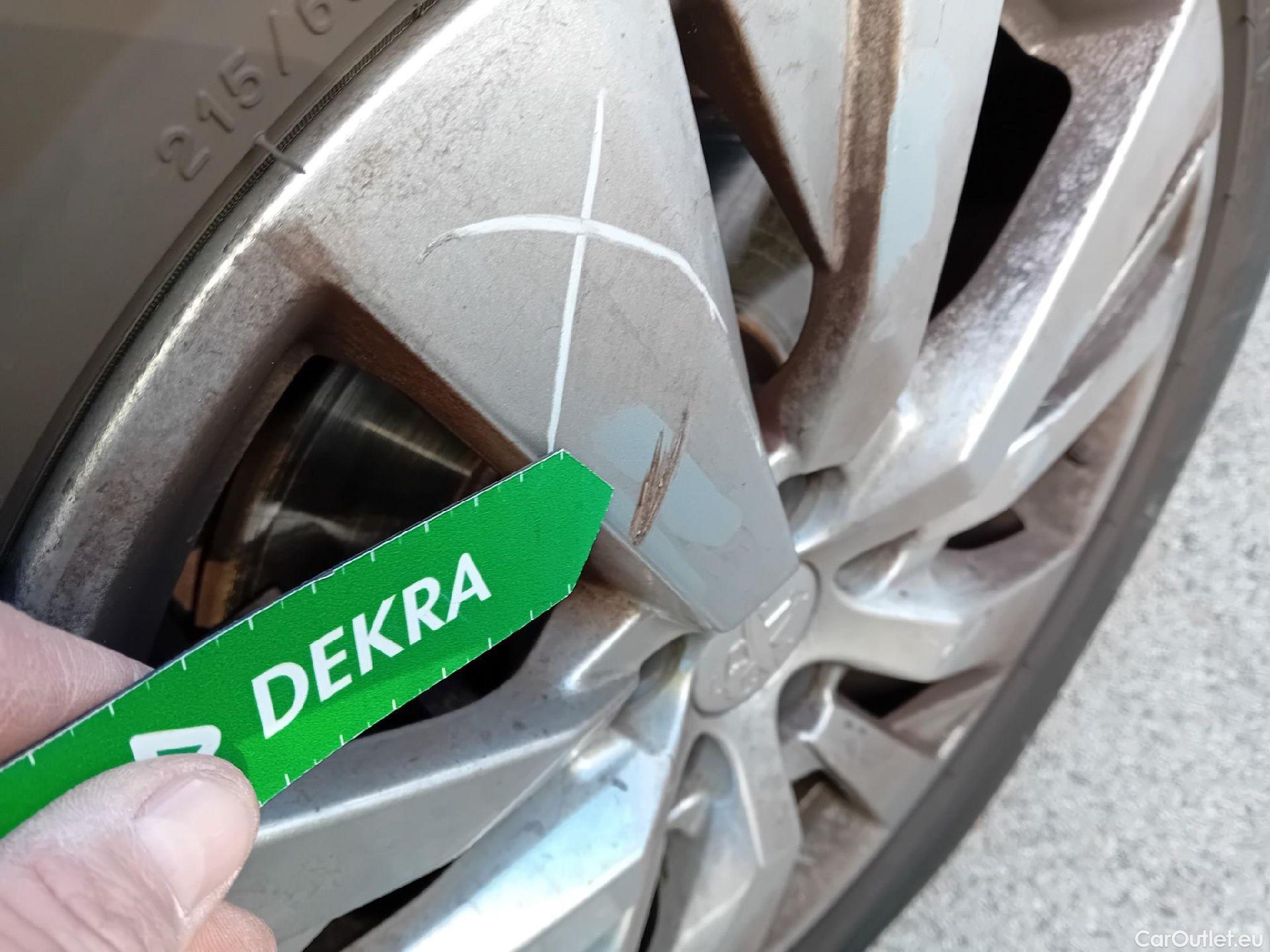  Peugeot  3008 PEUGEOT  / 2020 / 5P / todoterreno 1.5 BlueHDi 96kW (130CV) S&S Active Pack (AC4) #11