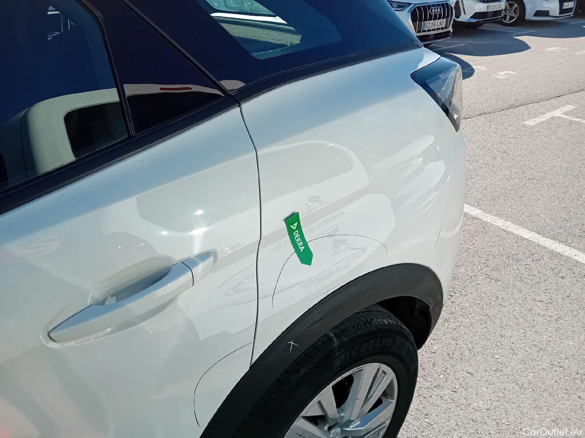  Peugeot  3008 PEUGEOT  / 2020 / 5P / todoterreno 1.5 BlueHDi 96kW (130CV) S&S Active Pack (AC4) #15