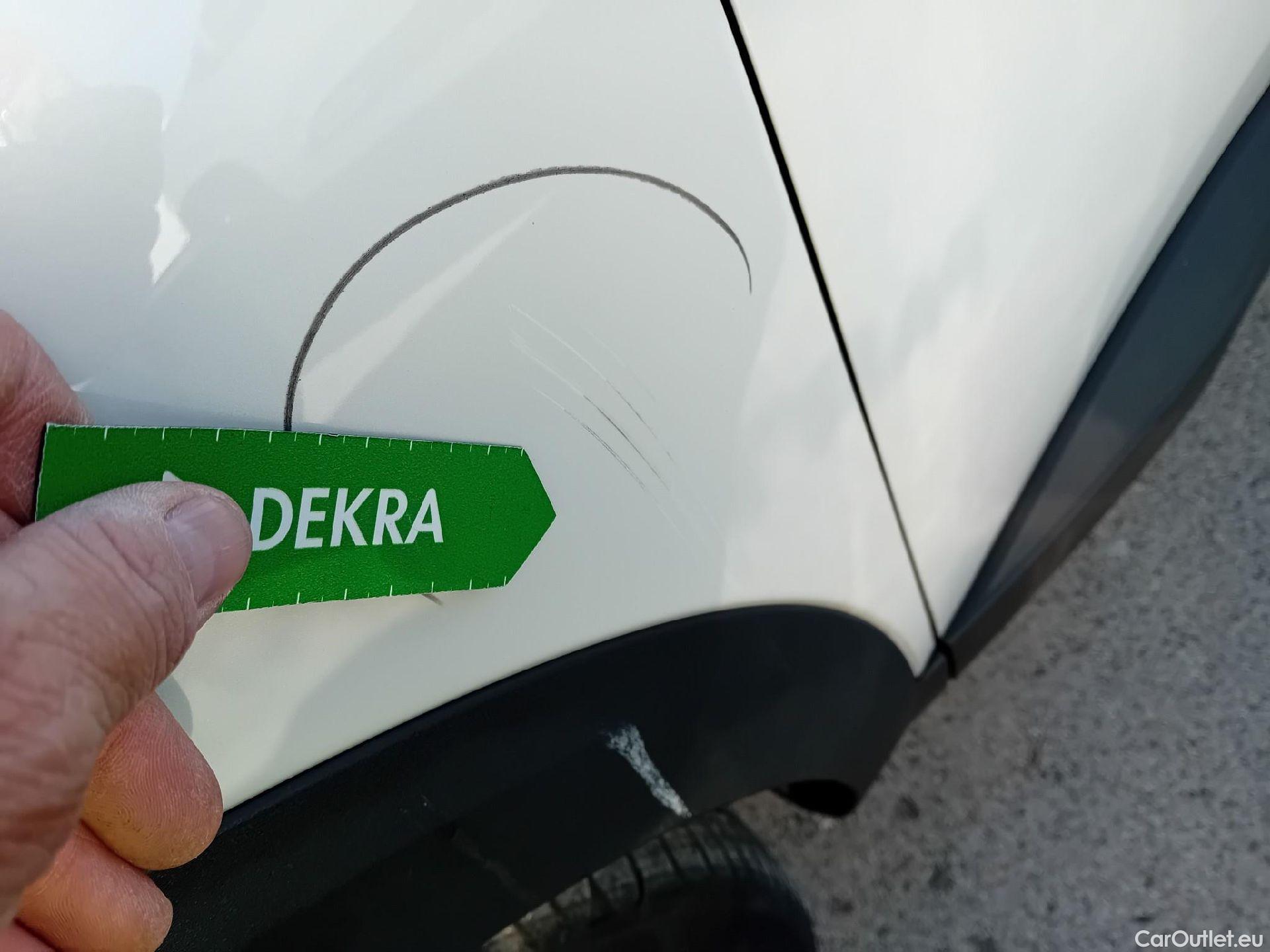  Peugeot  3008 PEUGEOT  / 2020 / 5P / todoterreno 1.5 BlueHDi 96kW (130CV) S&S Active Pack (AC4) #10