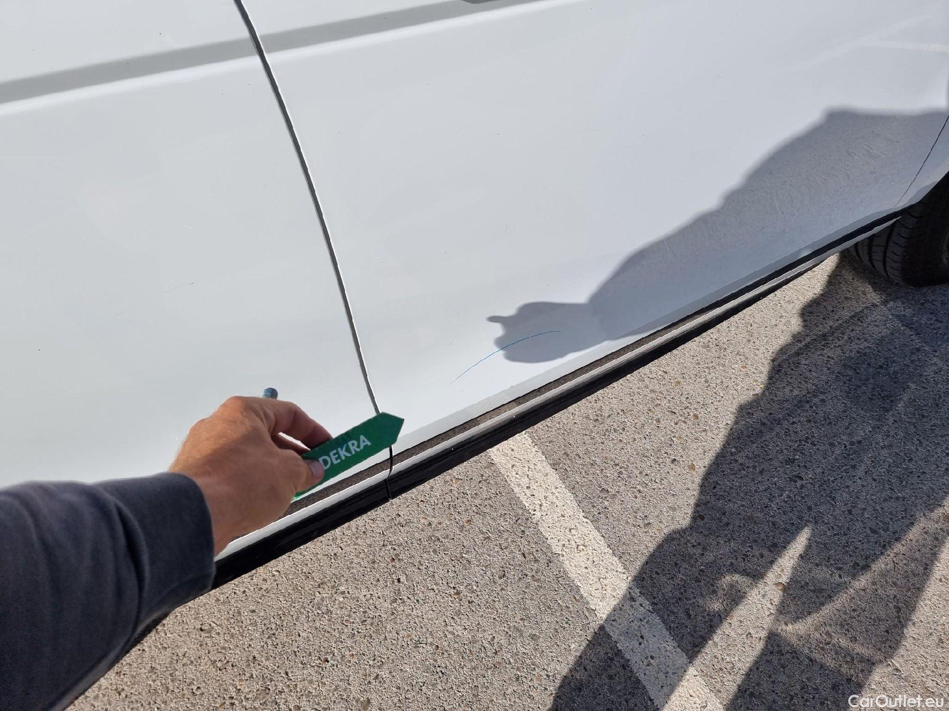  Land Rover  Range Rover LAND ROVER  Evoque / 2015 / 5P / todoterreno 2.0 D163 R-Dynamic S AUTO 4WD MHEV #30