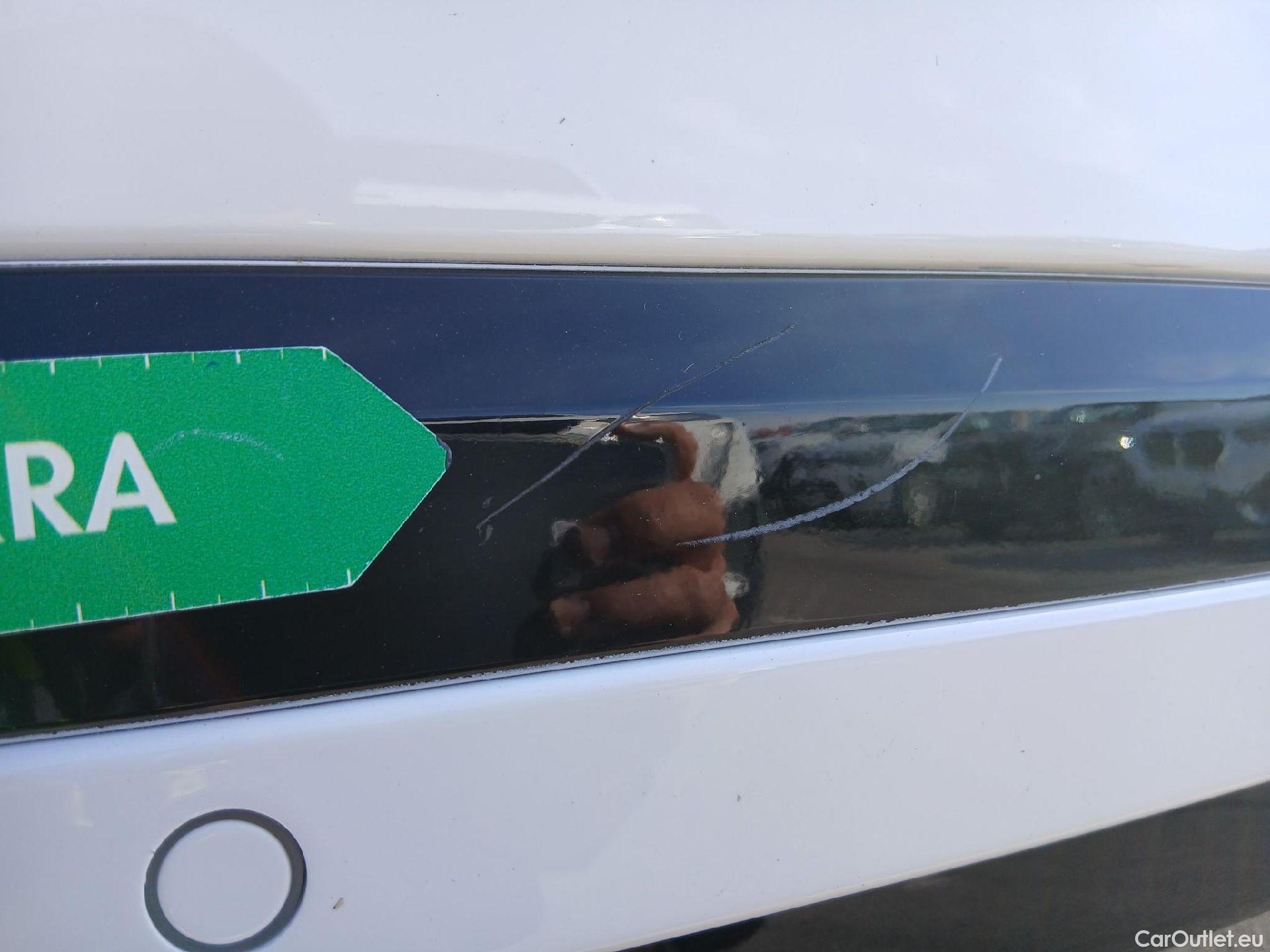  Land Rover  Discovery JAGUAR F-Pace / 2020 / 5P / todoterreno 2.0D I4 204PS AWD Auto MHEV R-Dynamic SE #20