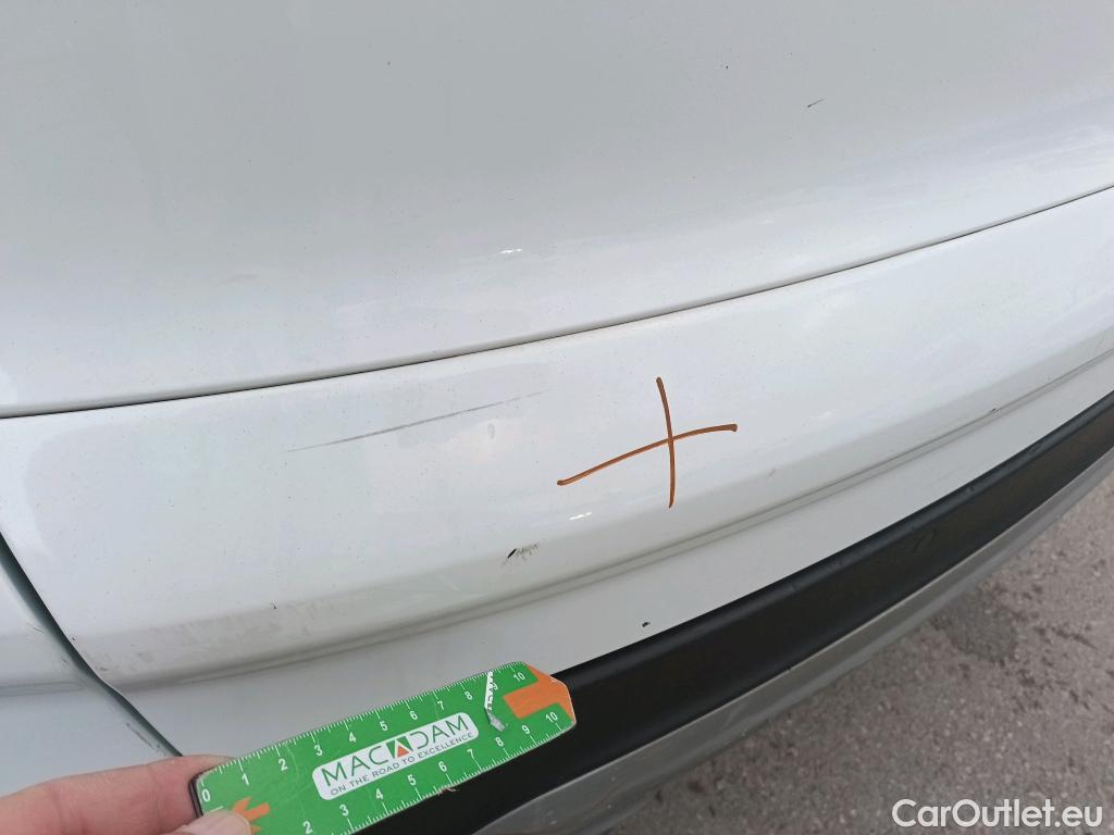  Ford  Kuga FORD  / 2016 / 5P / todoterreno 1.5 EcoBoost 88kW 4x2 Trend+ (CX) #47