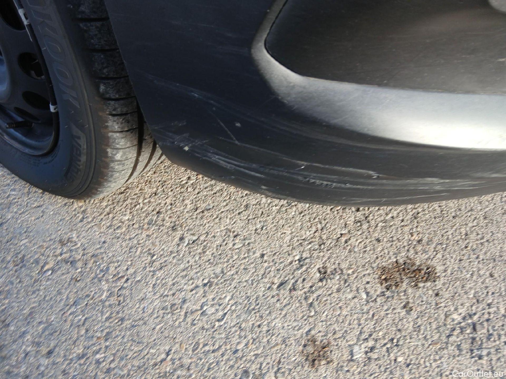  Toyota  Proace TOYOTA  City / 2020 / 4P / combi 1.5D 75kW (100CV) GX L1 #3