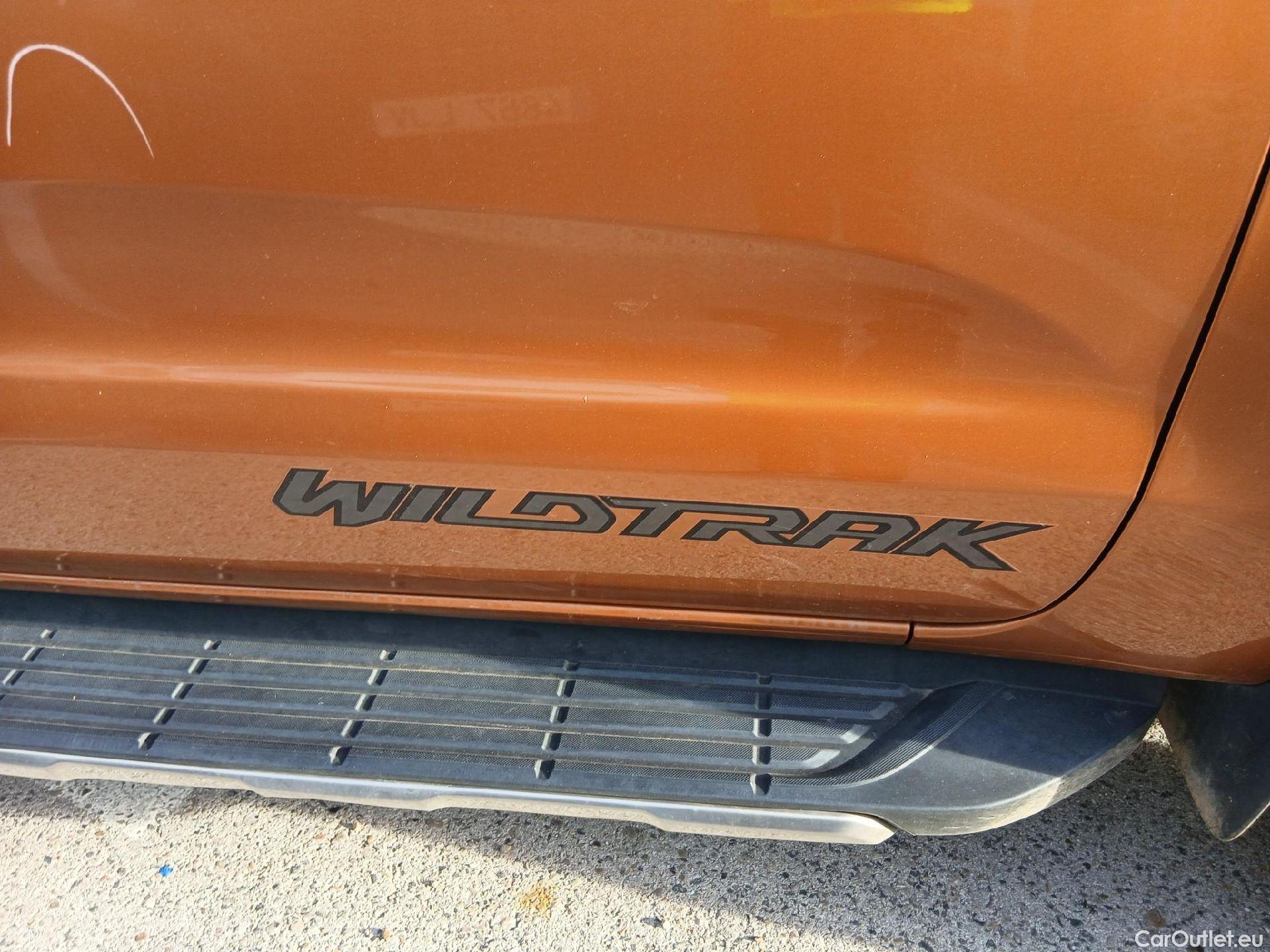  Ford  Ranger  Doble Cabina 4x4 Wildtrak 2.0 TDCi 215CV AT10 E6dT #63