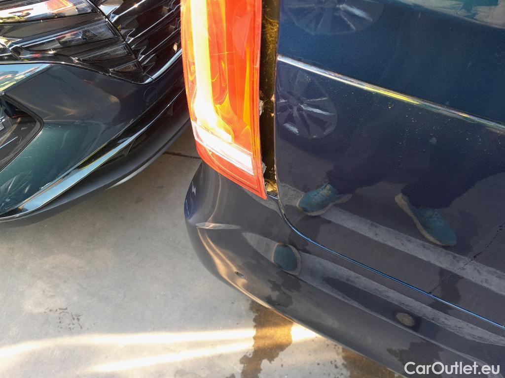  Mercedes  V-Klasse V Clase Combi V 220/250/300 d Avantgarde Largo (447.813) 240CV AT9 E6dT #32