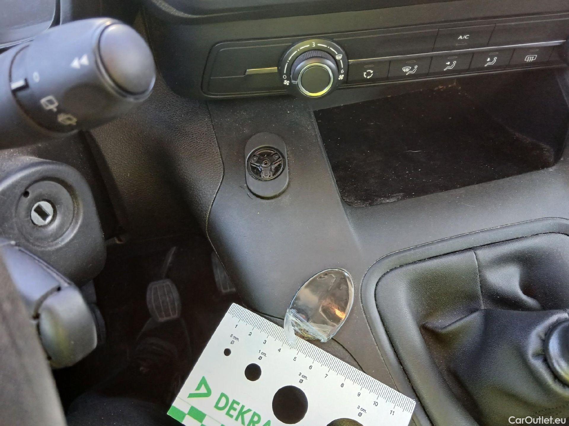  Toyota  Proace TOYOTA  City / 2020 / 4P / combi 1.5D 75kW (100CV) GX L1 #48