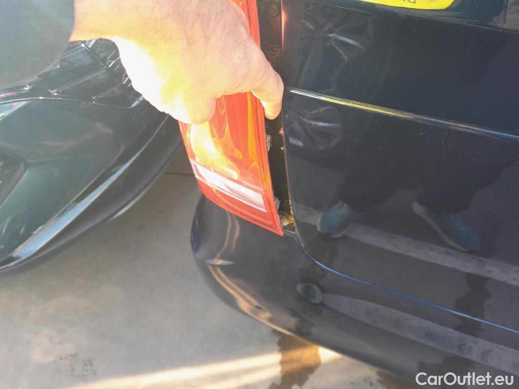  Mercedes  V-Klasse V Clase Combi V 220/250/300 d Avantgarde Largo (447.813) 240CV AT9 E6dT #33