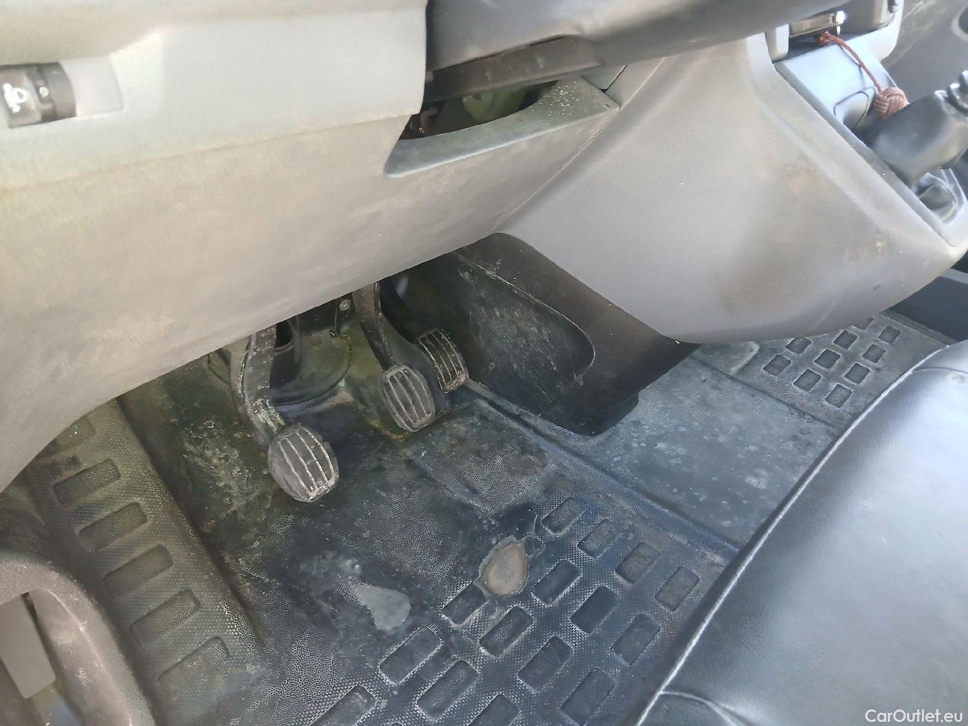  Opel  Vivaro OPEL  / 2019 / 4P / furgón 1.5 Diésel 74kW (100CV) M Std Express (CX) #3