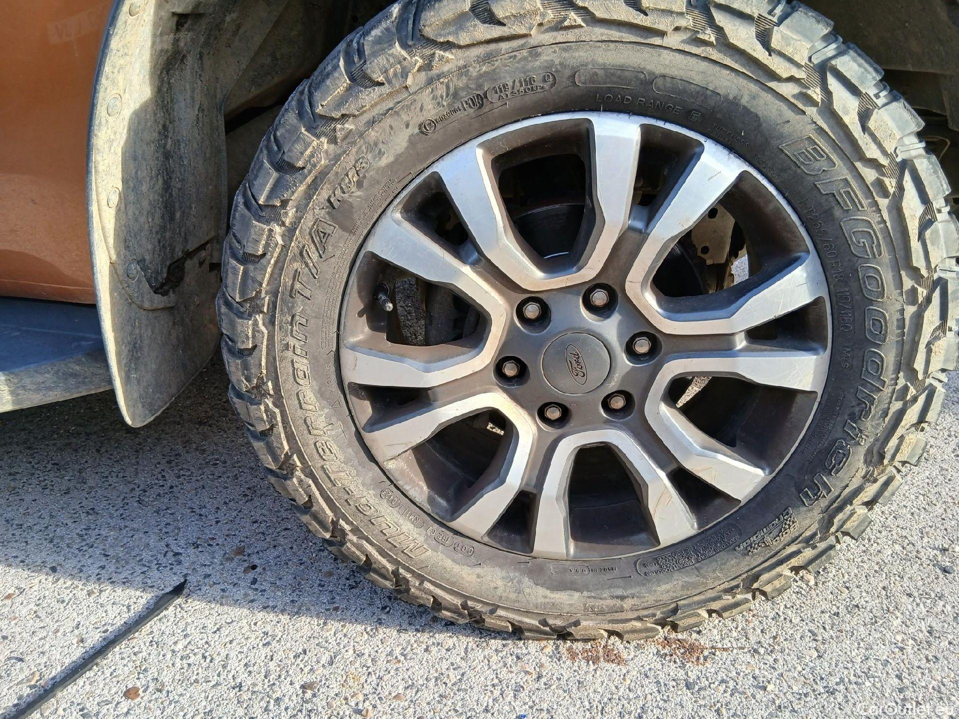  Ford  Ranger  Doble Cabina 4x4 Wildtrak 2.0 TDCi 215CV AT10 E6dT #69