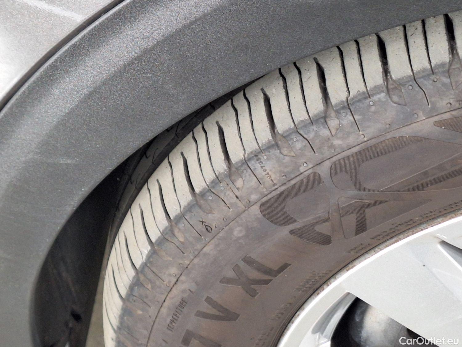  Peugeot  5008 Peugeot,  FL'20, Peugeot  1.5 BlueHDi 96kW S&S Active Pack 5d #39