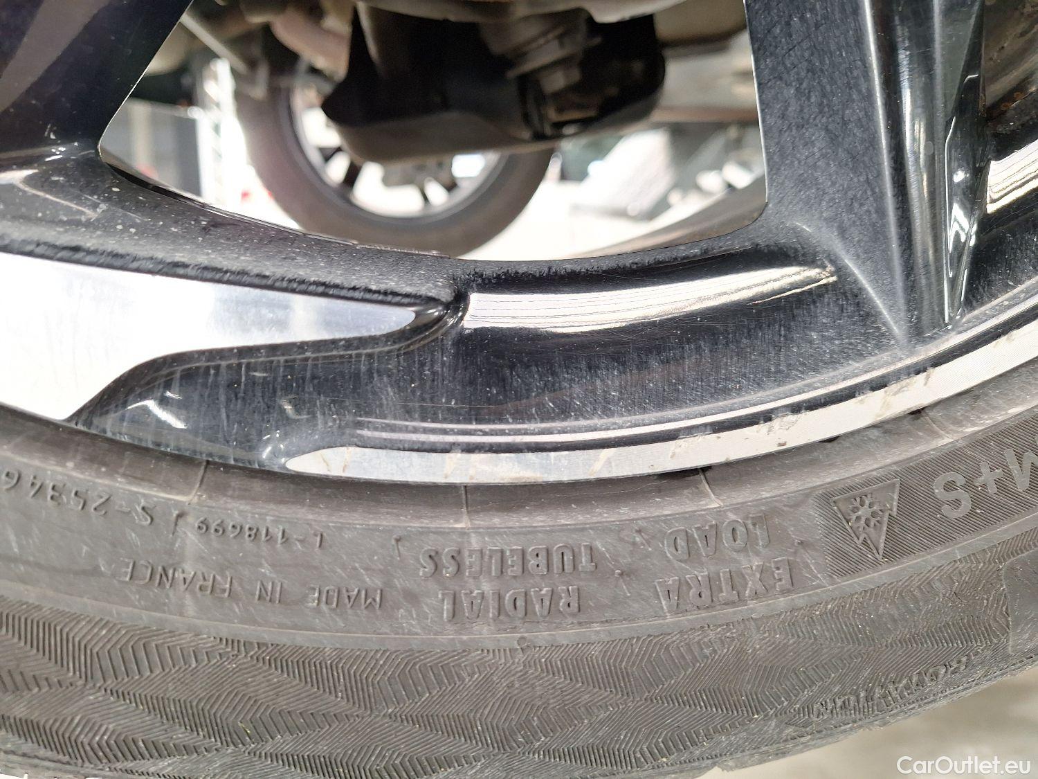  DS  DS7 DS,  CB '17, DS 7 Crossback 1.2 PureTech 130 Auto PERFORMANCE L #2