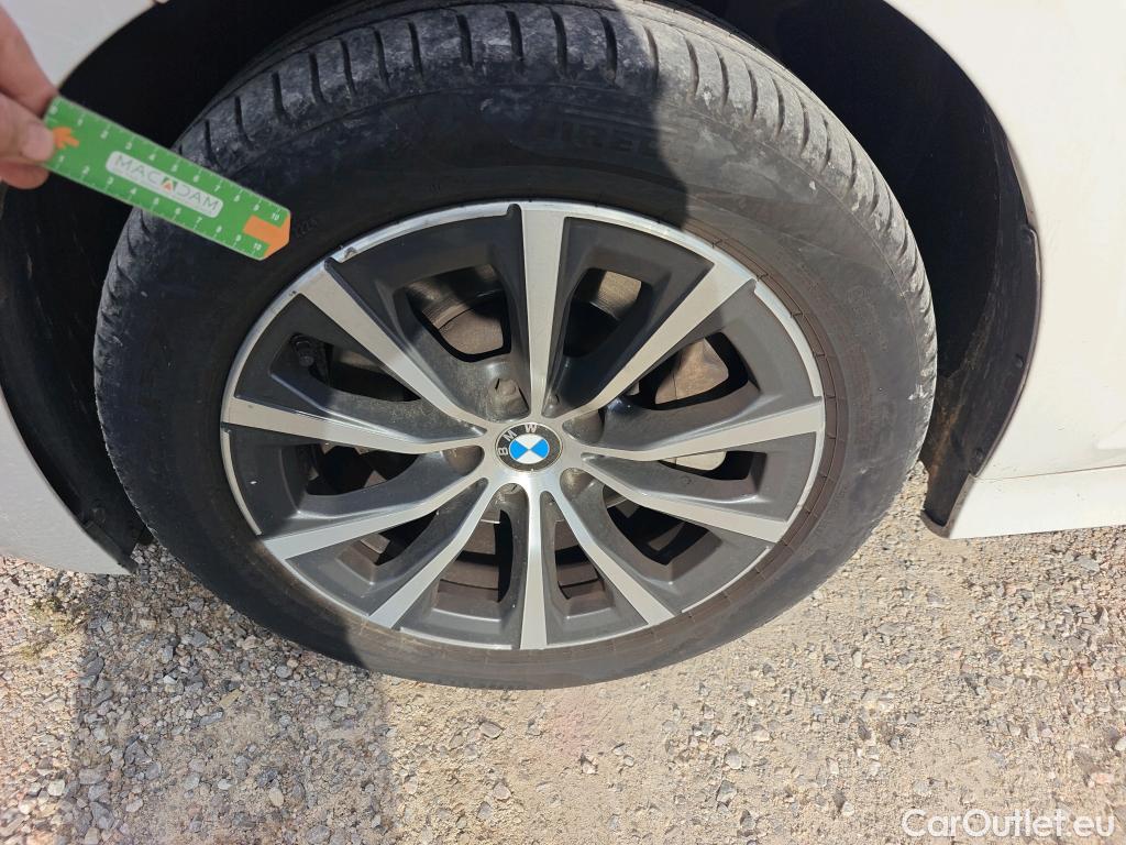  Bmw  Serie 3 BMW  / 2015 / 5P / familiar 330d Touring #2