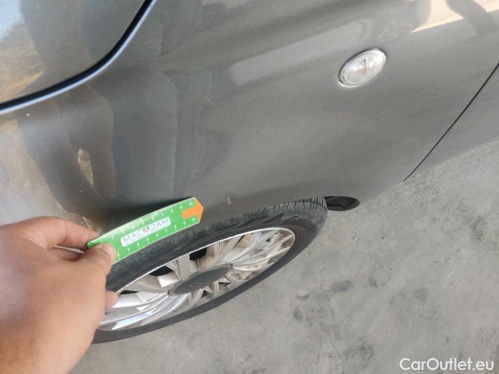  Fiat  500 FIAT  / 2015 / 3P / berlina con portón Lounge 1.2 8v 51KW (69 CV) (AC) #11