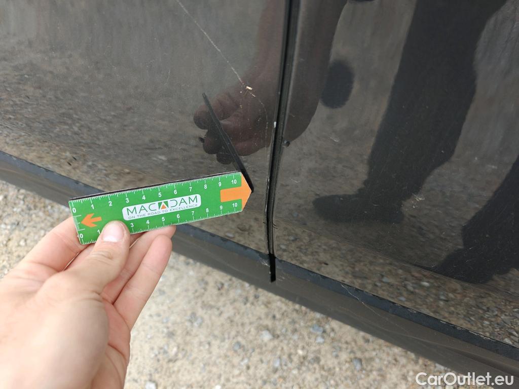  Bmw  X2 BMW  / 2017 / 5P / todoterreno sDrive18d (AC) #4