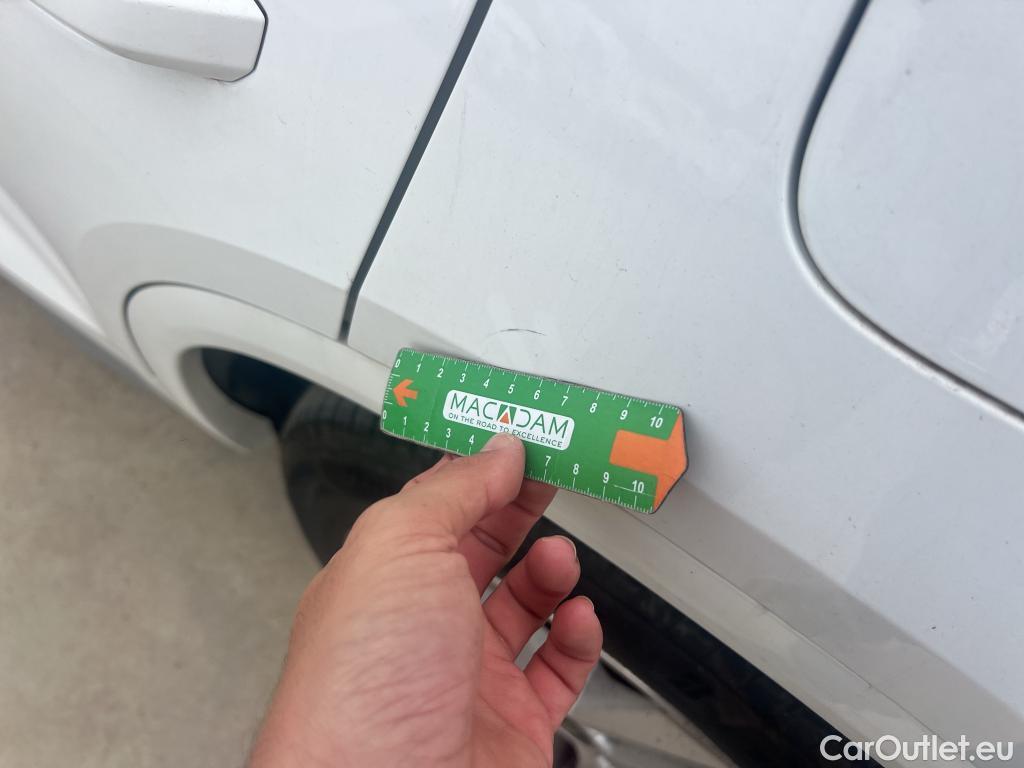  Audi  Q5 AUDI  / 2020 / 5P / todoterreno S Line 50 TFSI e quattro-ultra #8