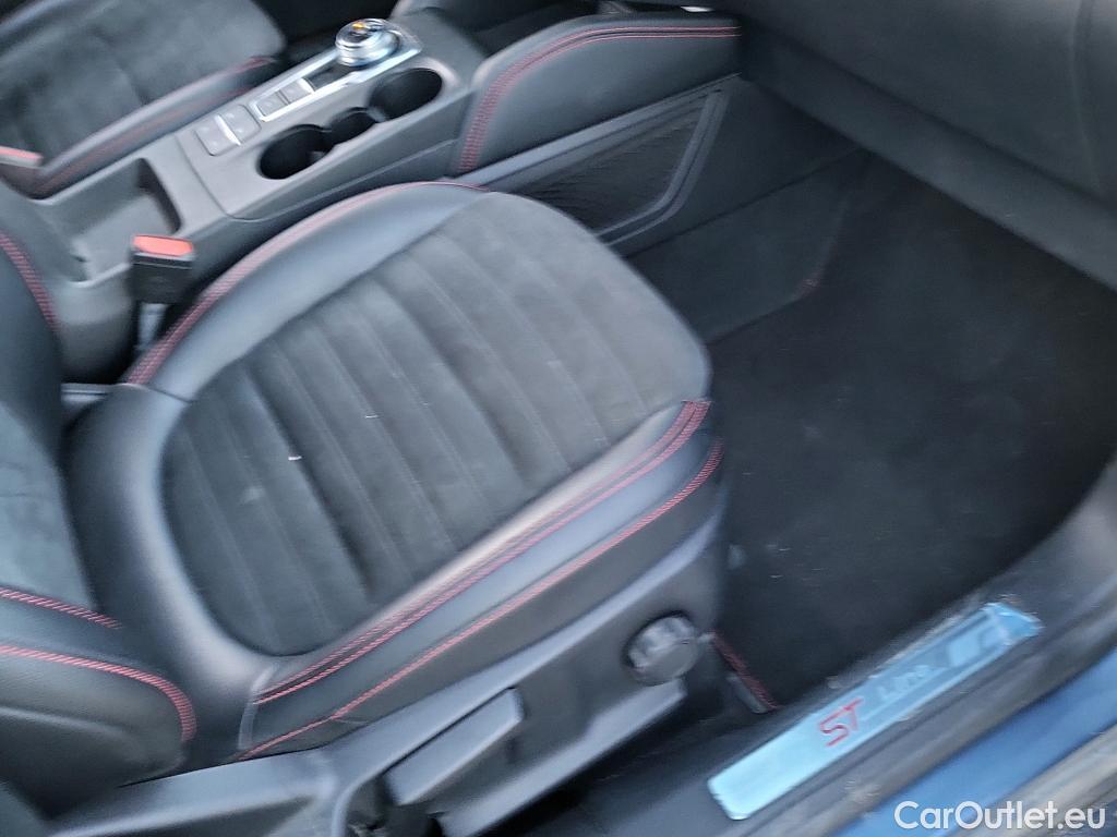  Ford  Kuga FORD  / 2019 / 5P / todoterreno ST-Line X 2.0 EcoBlue 140kW 4x4 Auto #20