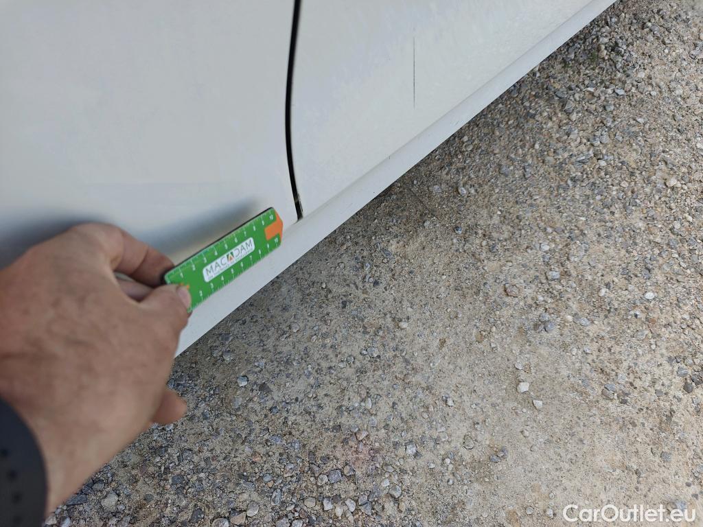  Bmw  Serie 3 BMW  / 2015 / 5P / familiar 330d Touring #8