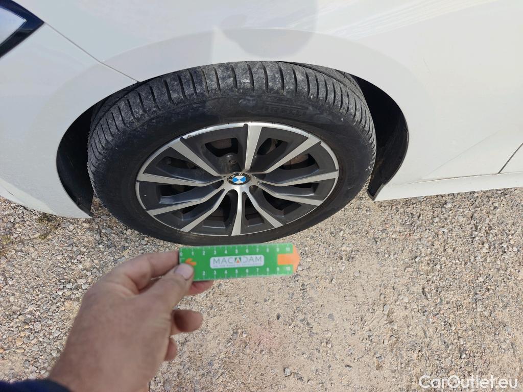  Bmw  Serie 3 BMW  / 2015 / 5P / familiar 330d Touring #1