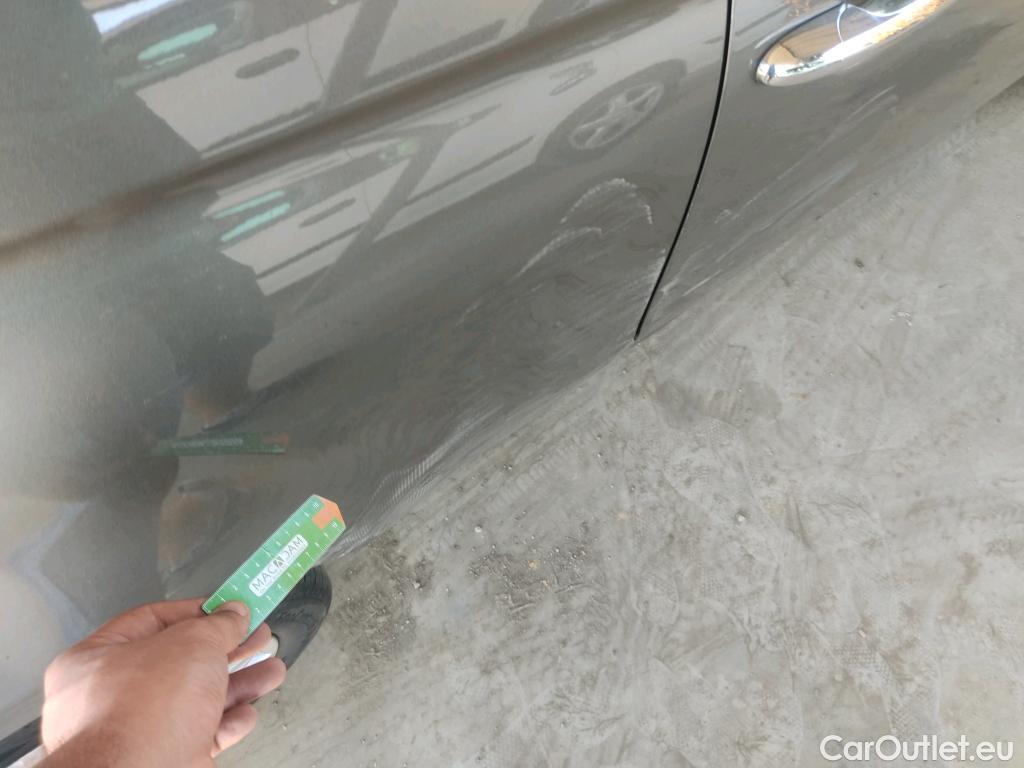  Fiat  500 FIAT  / 2015 / 3P / berlina con portón Lounge 1.2 8v 51KW (69 CV) (AC) #2