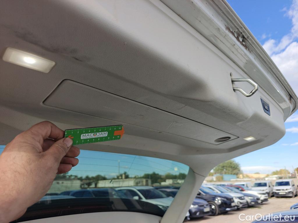  Bmw  Serie 3 BMW  / 2015 / 5P / familiar 330d Touring #11