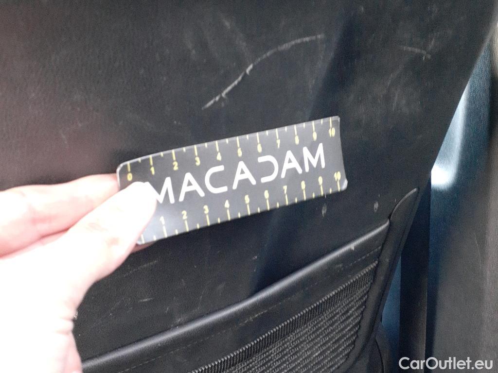  KIA  Sorento KIA  / 2020 / 5P / todoterreno 1.6 T-GDi HEV Emotion 4x2 7pl #32