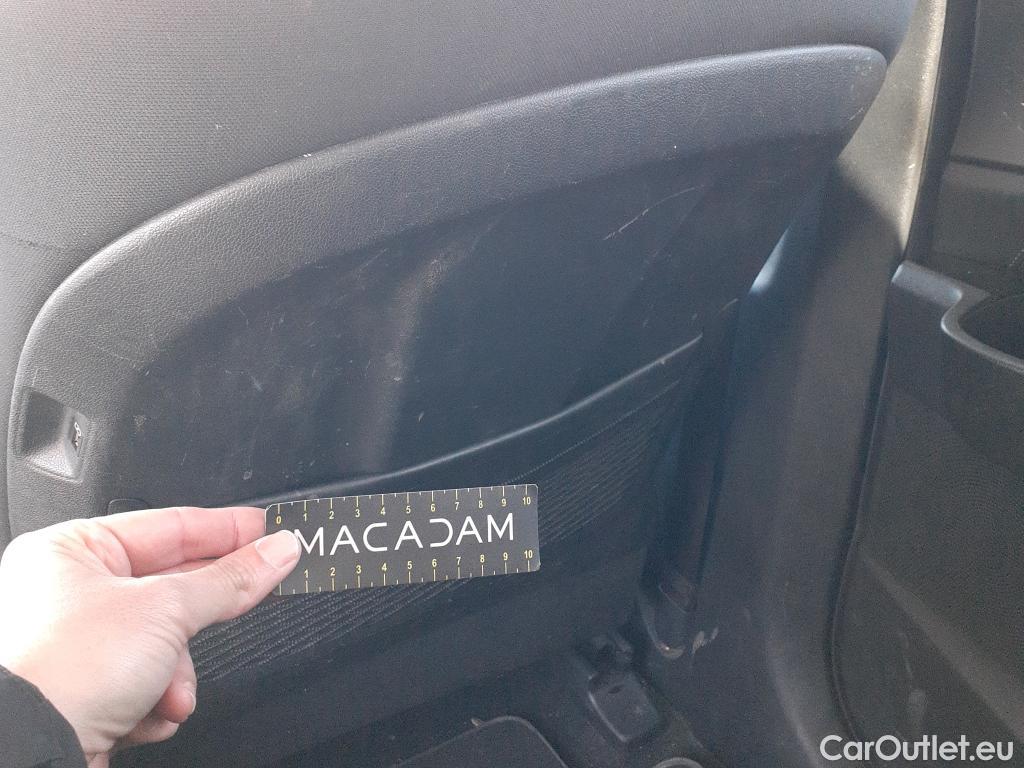  KIA  Sorento KIA  / 2020 / 5P / todoterreno 1.6 T-GDi HEV Emotion 4x2 7pl #31