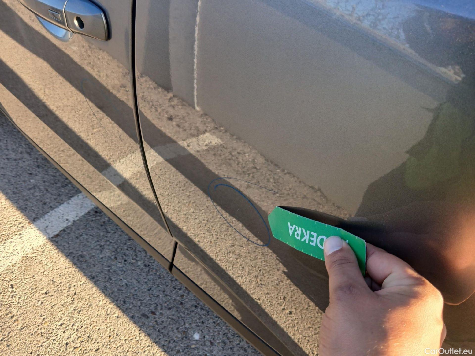  Nissan  Qashqai NISSAN  / 2021 / 5P / todoterreno DIG-T 116kW (158CV) mHEV Xtronic Acenta (AC4) #11