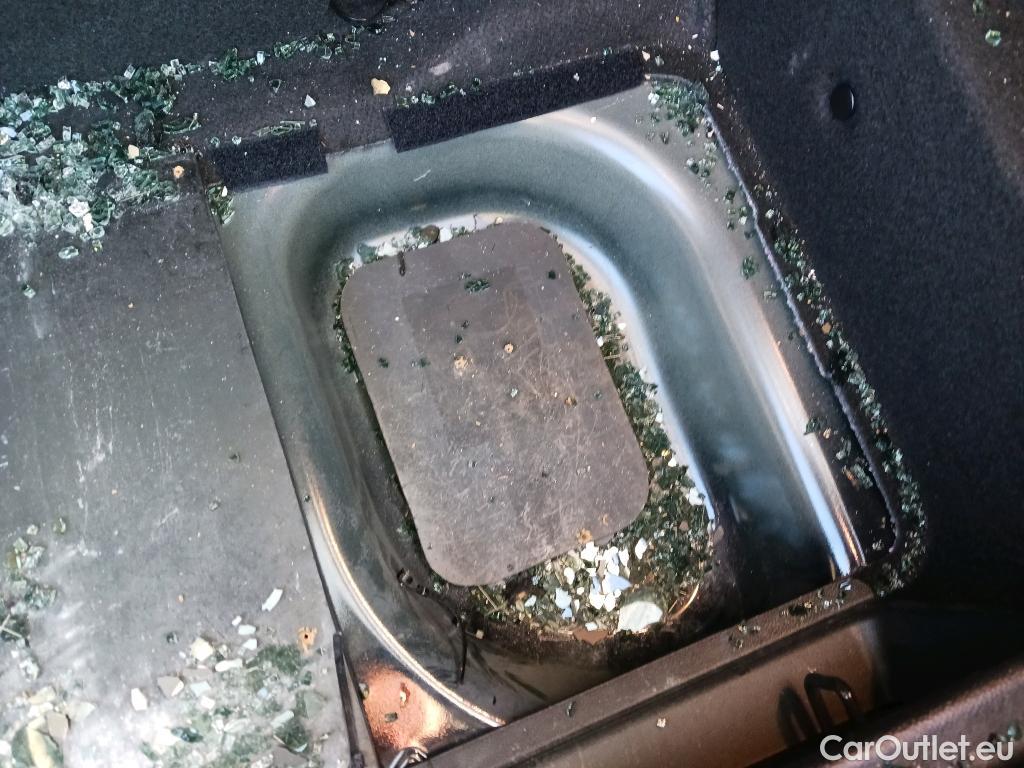  Mini  Mini   / 2021 / 3P / berlina con portón COOPER SE (AC2) #13