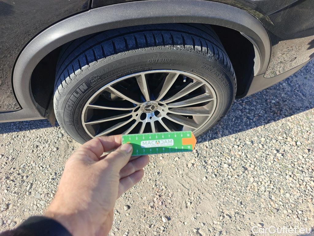  Mercedes  G-Klasee MERCEDES-BENZ GLC Coupé / 2019 / 5P / coupé GLC 220 d 4MATIC #3