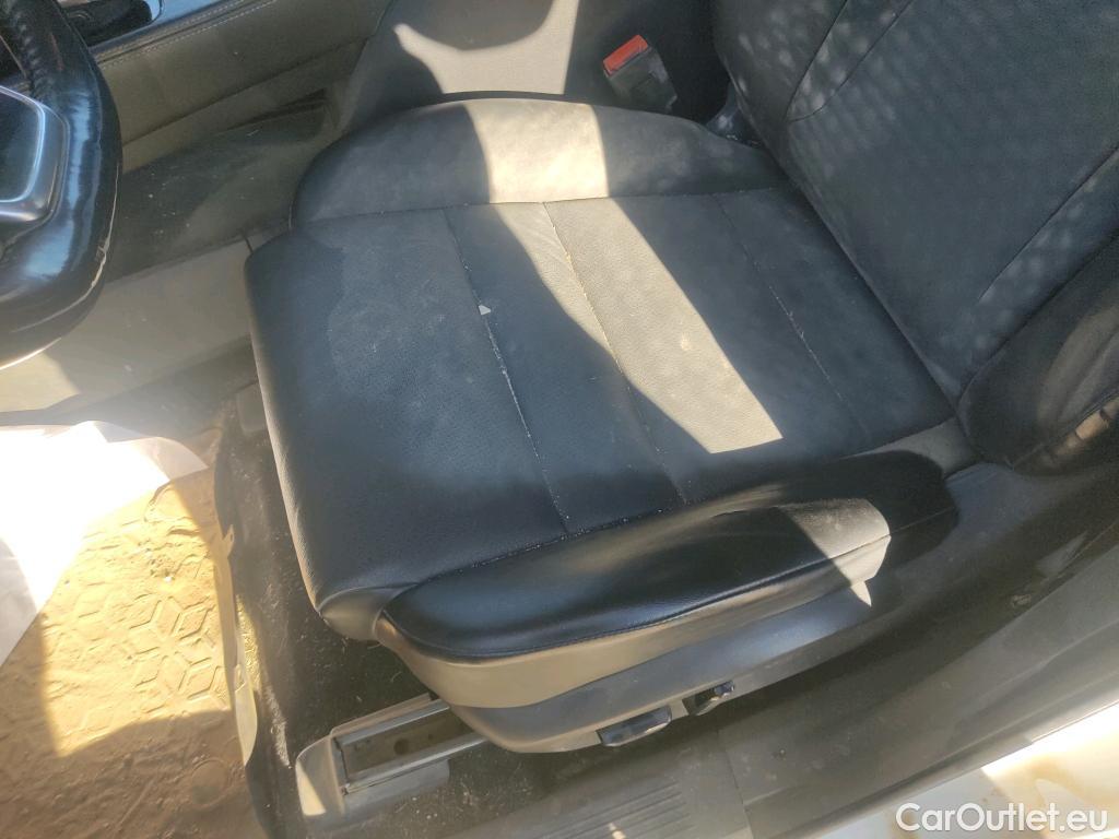  Land Rover  Discovery NISSAN X-TRAIL / 2022 / 5P / crossover 5pl 1.5 e-4ORCE 158kW 4x4 A/T Tekna #19