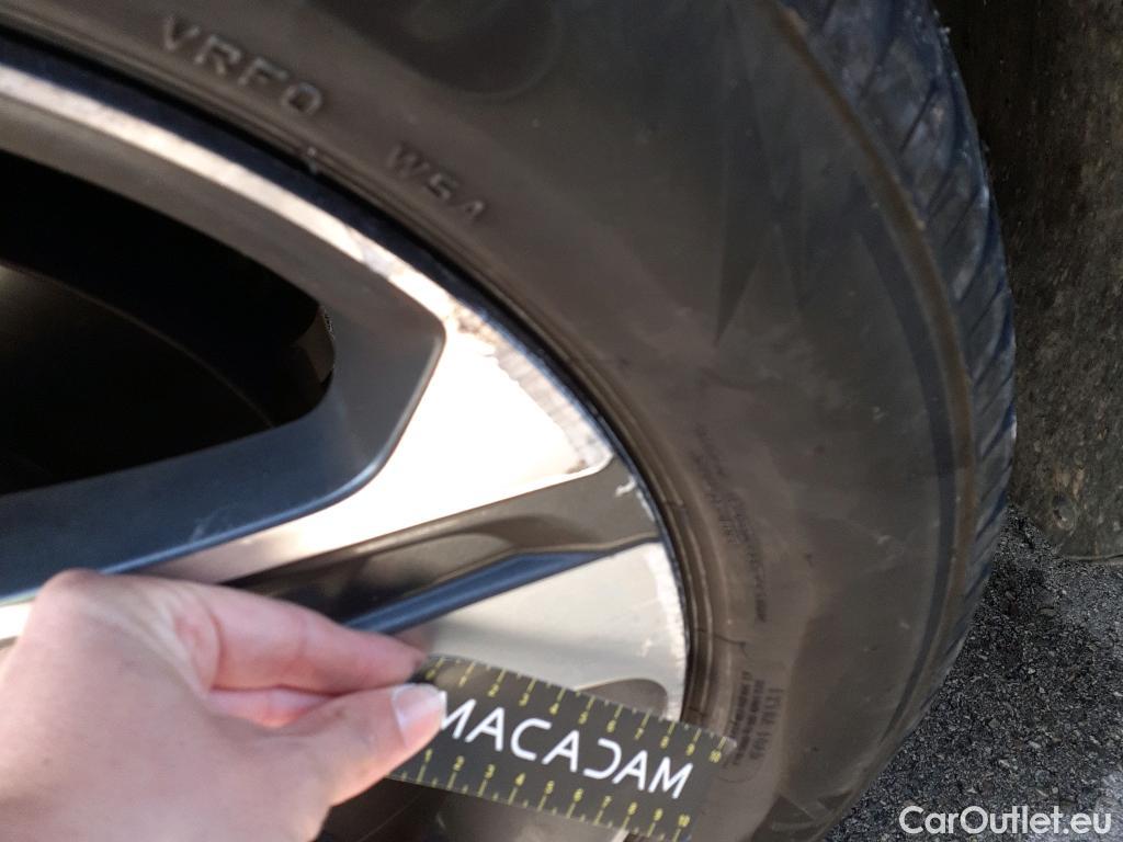  KIA  Sorento KIA  / 2020 / 5P / todoterreno 1.6 T-GDi HEV Emotion 4x2 7pl #14