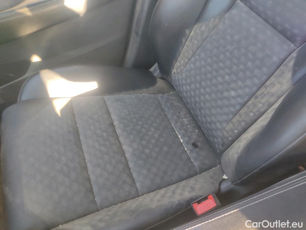  Land Rover  Discovery NISSAN X-TRAIL / 2022 / 5P / crossover 5pl 1.5 e-4ORCE 158kW 4x4 A/T Tekna #21